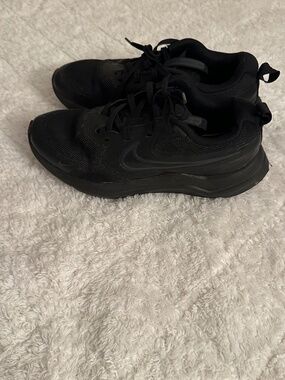 Boy's Nike Shoes